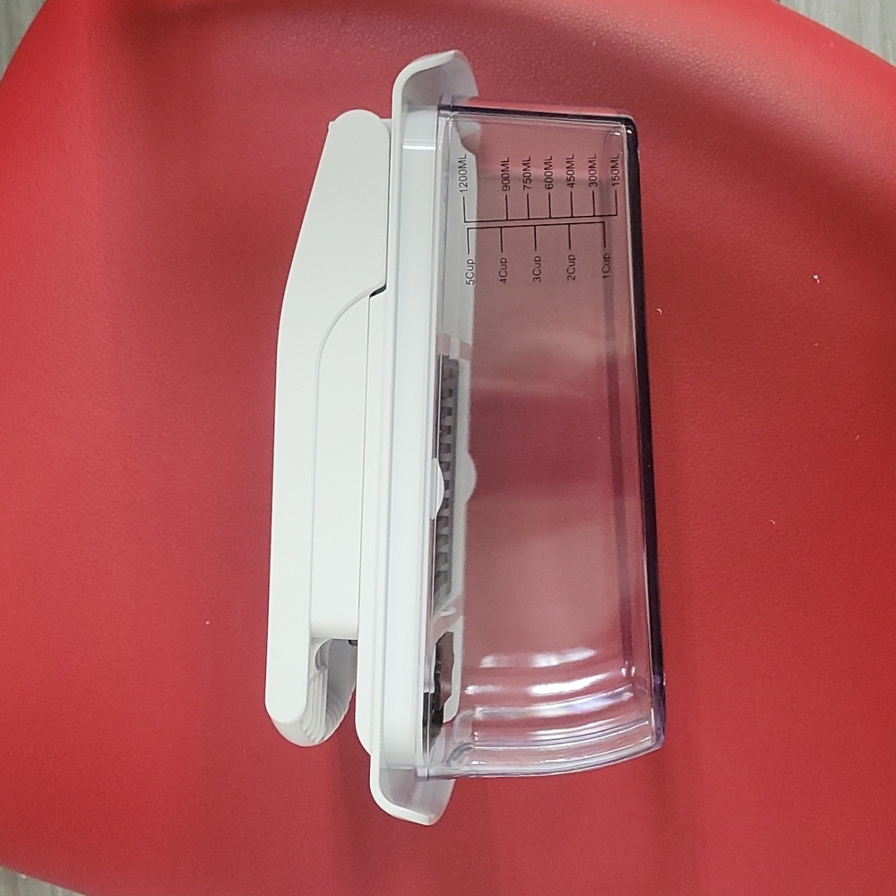 Salad cutter